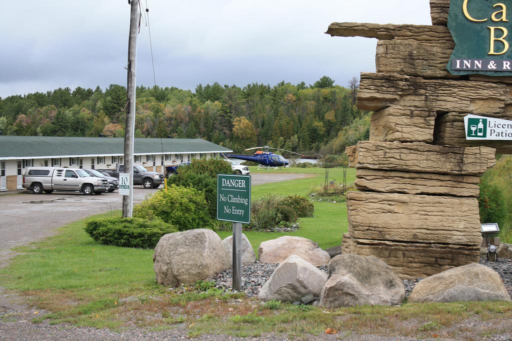 Carolyn Beach Inn Thessalon Bagian luar foto