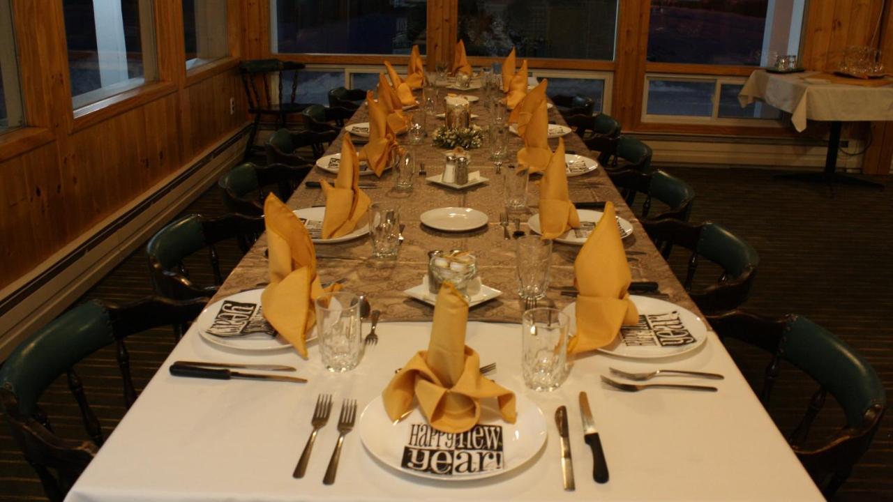 Carolyn Beach Inn Thessalon Bagian luar foto